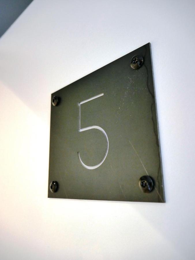 Kastellren - Rennes - Grand Parking Prive Panzió Kültér fotó